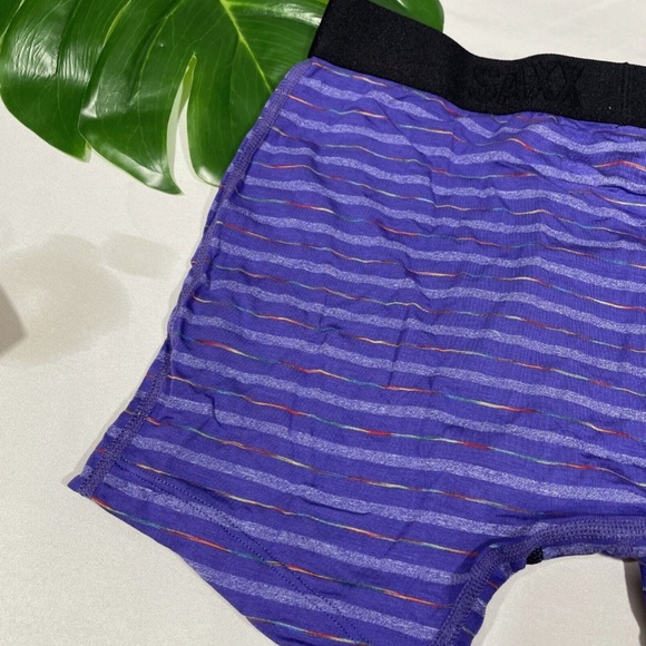 NIB SAXX‎ [ Small ] Vibe Stretch Boxer Briefs in Purple Gradient Stripe - Picture 16 of 16